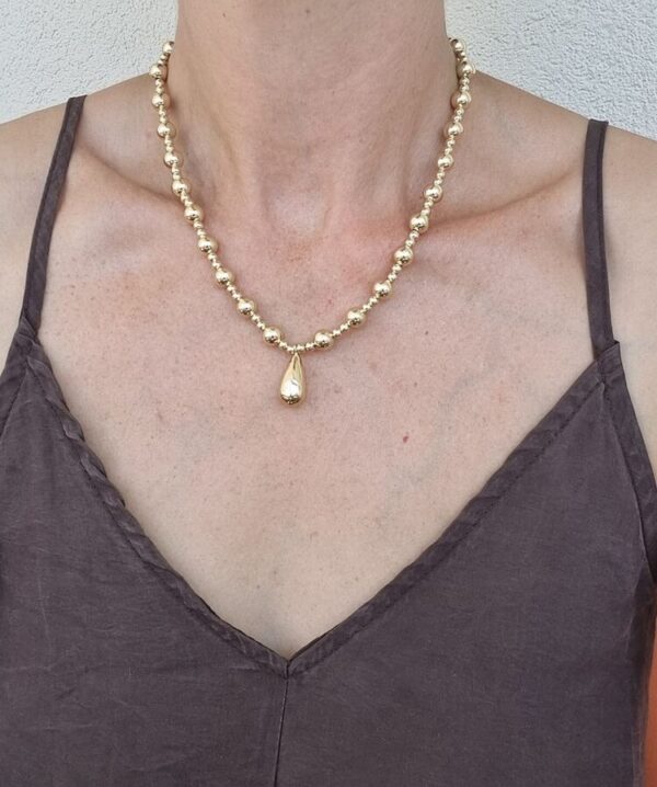 Damla uçlı topçuk kolye