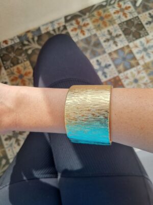 atlasiaccesorries_c52c29dadf17f7ec28202a7ce6f25b67.jpg Kalın gold kelepçe bileklik