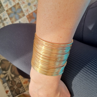 Çoklu görünüm gold bileklik